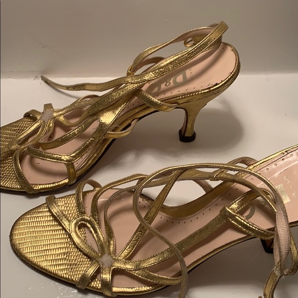 D&G Gold Heels - Picture 4 of 5